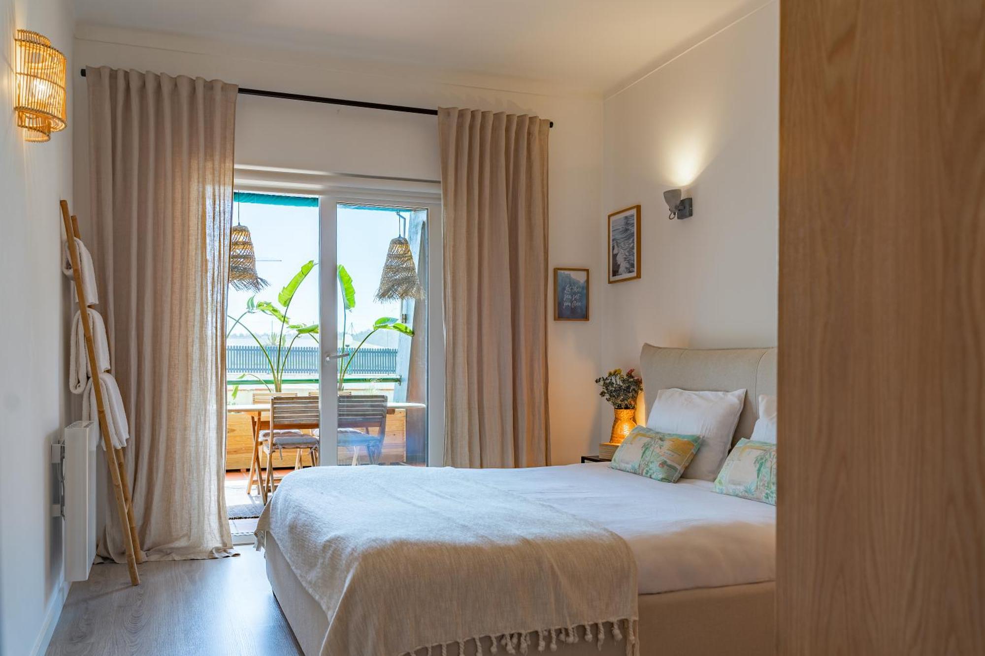Surf Guesthouse - 7Min Walk To The Beach Pataias Eksteriør bilde