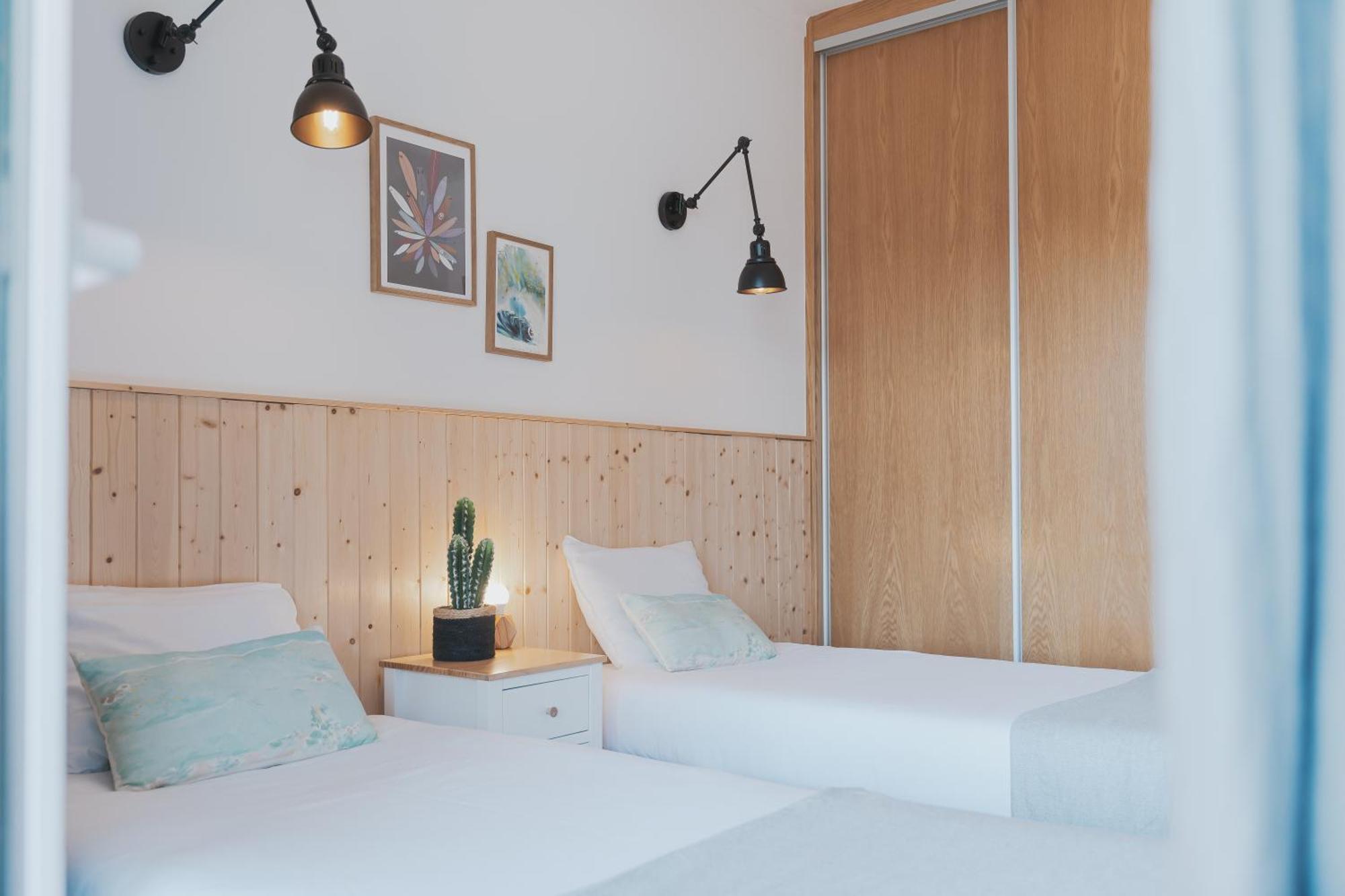 Surf Guesthouse - 7Min Walk To The Beach Pataias Eksteriør bilde