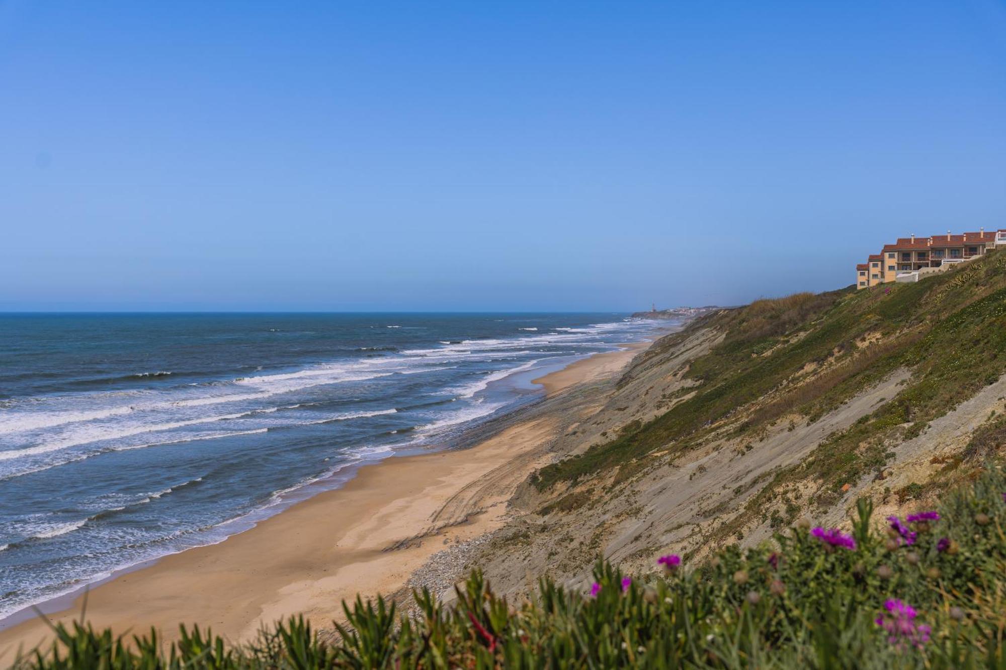 Surf Guesthouse - 7Min Walk To The Beach Pataias Eksteriør bilde