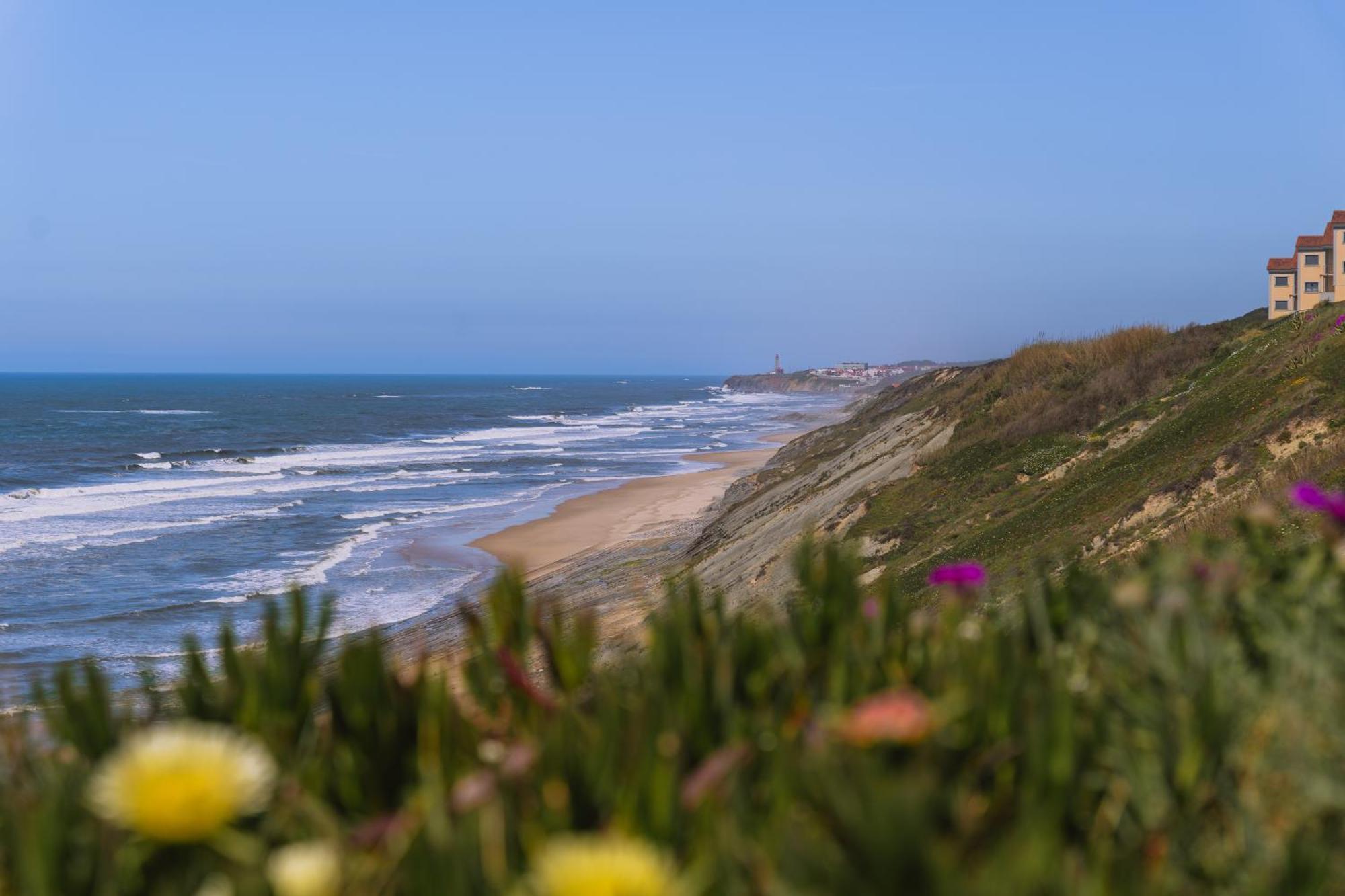 Surf Guesthouse - 7Min Walk To The Beach Pataias Eksteriør bilde