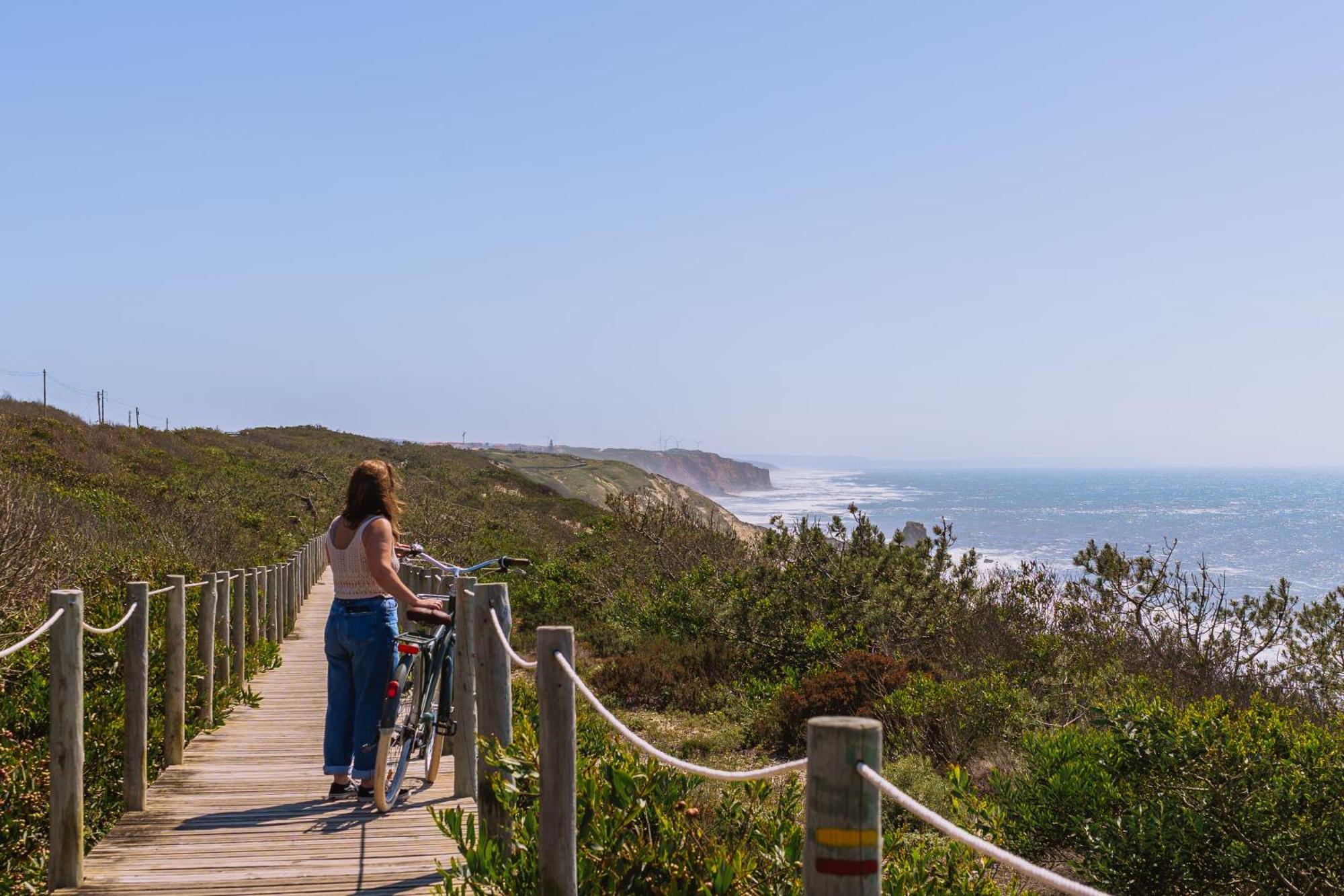Surf Guesthouse - 7Min Walk To The Beach Pataias Eksteriør bilde
